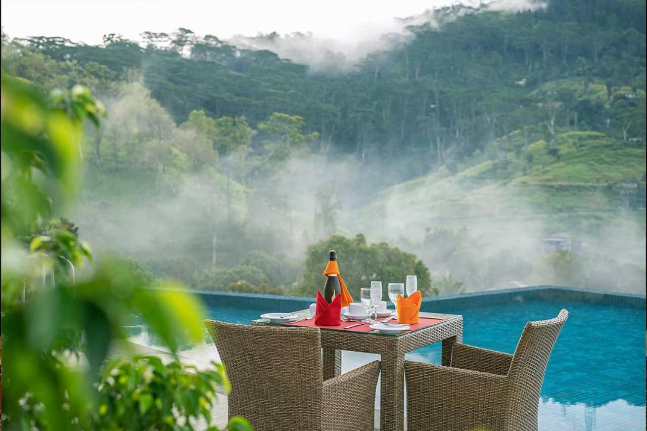 Skyloft Kandy By Aaradhya Bagian luar foto